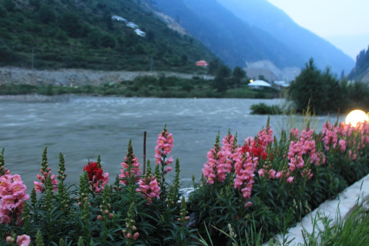 Parhena Cottages Bella Naran Exterior photo