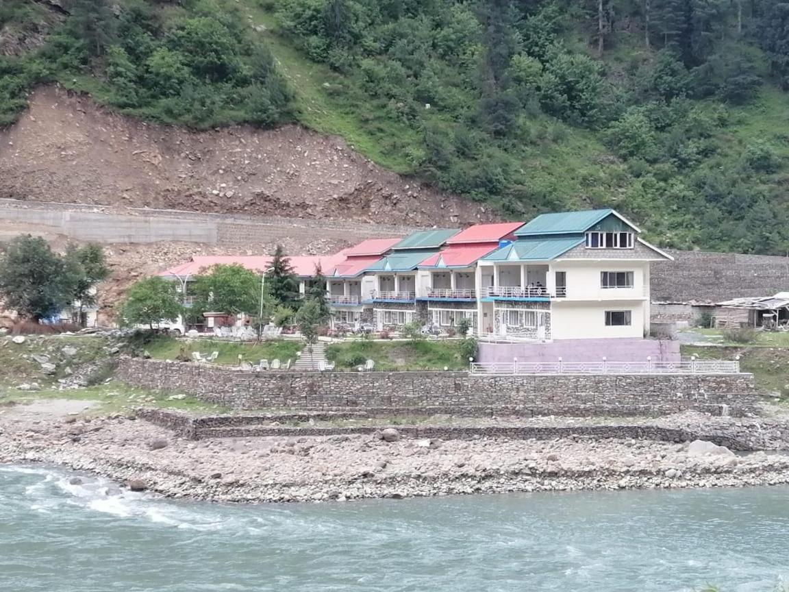 Parhena Cottages Bella Naran Exterior photo